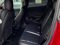 Tesla Model Y Long Range All-Wheel Drive - ფოტო 8