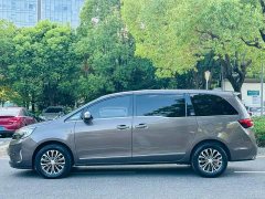 Buick GL8 Land Business Class 652T Premium - ფოტო 2