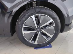 Li Auto L6 Pro - ფოტო 6