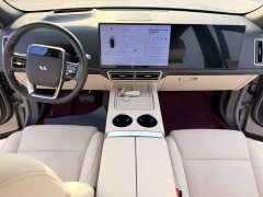 Li Auto L7 Pro - ფოტო 4