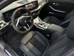 BMW 3 Series 330Li 50th Anniversary Limited Edition - ფოტო 12