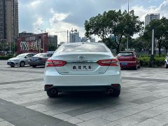 Toyota Camry 2021 2.0G Luxury - ფოტო 4