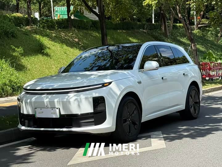 Li Auto L6 Pro - ავტომობილი ჩინეთიდან