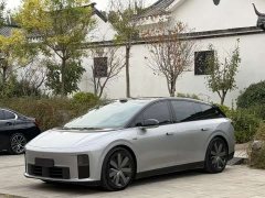 Li Auto i6 2025 Four-Wheel Drive Standard Edition - ფოტო 1
