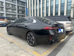 BMW 5 Series 530Li Premier M Sport Package - ფოტო 7