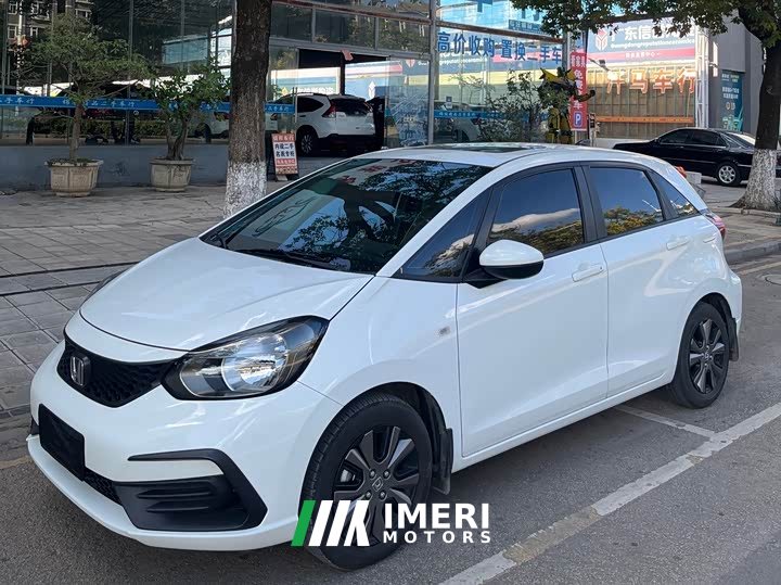 Honda Fit 1.5L CVT Trendy Sunroof Edition - ავტომობილი ჩინეთიდან