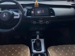 Honda Fit 1.5L CVT Trendy Sunroof Edition - ფოტო 14