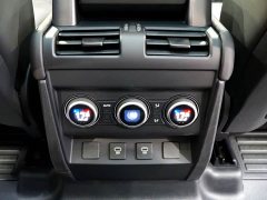 Land Rover Defender 110 3.0T P400 Dark Edition - ფოტო 16