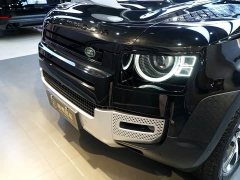 Land Rover Defender 110 3.0T P400 Dark Edition - ფოტო 17