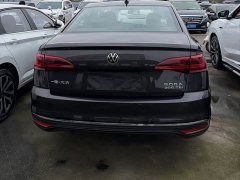 Volkswagen Bora 200TSI DSG Comfort Pro - ფოტო 4