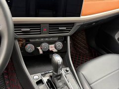 Volkswagen Bora 200TSI DSG Comfort Pro - ფოტო 9