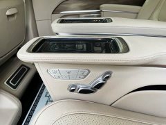Mercedes-Benz V-Class 2020 V 260 L Long Wheelbase Luxury Edition - ფოტო 12