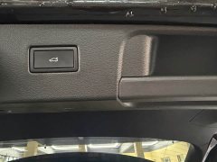 Volkswagen Taos 280TSI FWD Luxury Smart Connected Edition - ფოტო 10