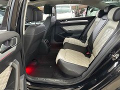 Volkswagen Magotan 2 Million Units Commemorative Edition 330TSI DSG Luxury - ფოტო 9
