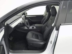 Tesla Model Y Rear-Wheel Drive - ფოტო 10
