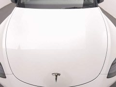 Tesla Model Y Rear-Wheel Drive - ფოტო 6