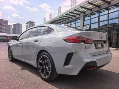 BMW 2 Series 225L M Sport Package - ფოტო 7
