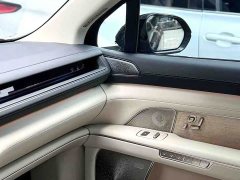 NIO ES8 Six-Seat Executive Luxury Edition - ფოტო 10