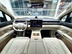NIO ES8 Six-Seat Executive Luxury Edition - ფოტო 8