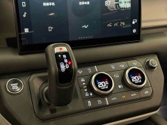 Land Rover Defender 110 3.0T P400 X-DYNAMIC HSE - ფოტო 12