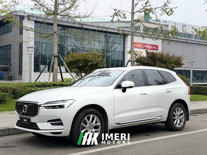 Volvo XC60 T5 AWD Smart Luxury Edition - ავტომობილი ჩინეთიდან