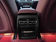 BMW 3 Series 320Li M Sport Package - ფოტო 20