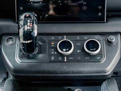 Land Rover Defender Facelift 110 5.0T V8 - ფოტო 14