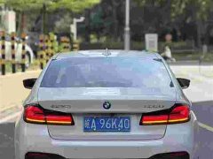 BMW 5 Series 525Li M Sport Package - ფოტო 4