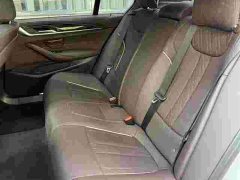 BMW 5 Series 525Li M Sport Package - ფოტო 6
