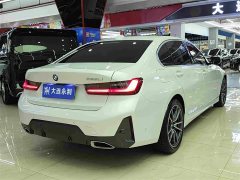 BMW 3 Series 325Li M Sport Package - ფოტო 13
