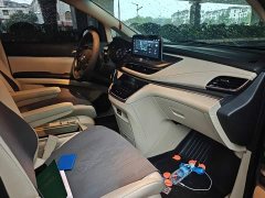 Buick GL8 Land Executive Cabin Premium - ფოტო 10