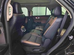 Ford Explorer EcoBoost 285 AWD Titanium 7-Seater - ფოტო 5