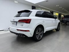 Audi Q5L 40 TFSI Luxury Dynamic - ფოტო 3