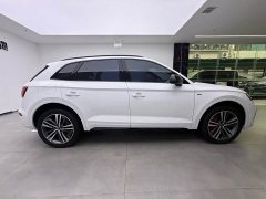 Audi Q5L 40 TFSI Luxury Dynamic - ფოტო 6