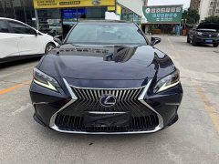 Lexus ES 300h Premium Edition - ფოტო 2
