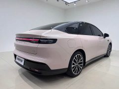 Leapmotor B01 550 Pleasure Edition - ფოტო 6