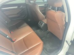 Honda Yingshipai PHEV 2.0L Edition V - ფოტო 12