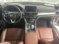 Honda Yingshipai PHEV 2.0L Edition V - ფოტო 13