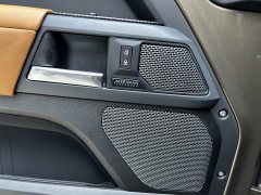 Land Rover Defender 110 P400 X - ფოტო 5