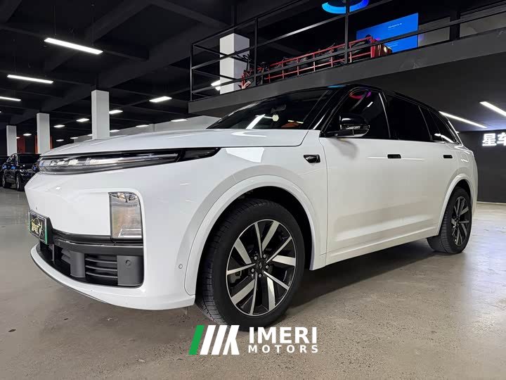Li Auto L7 Pro - ავტომობილი ჩინეთიდან