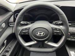 Hyundai Elantra 1.5L CVT Luxury - ფოტო 10