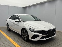 Hyundai Elantra 1.5L CVT Luxury - ფოტო 3