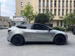 Tesla Model Y 2022 Facelift Rear-Wheel Drive - ფოტო 4