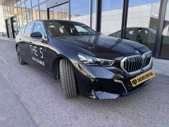 BMW 5 Series 530Li Luxury M Sport Package - ფოტო 2