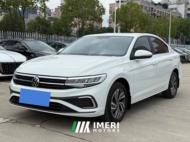Volkswagen Bora 200TSI DSG Comfort Navigation Edition - ავტომობილი ჩინეთიდან