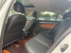 Volkswagen Bora 200TSI DSG Comfort Navigation Edition - ფოტო 10