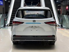 Toyota Sienna 2.5L Hybrid AWD Premium - ფოტო 17