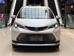 Toyota Sienna 2.5L Hybrid AWD Premium - ფოტო 2
