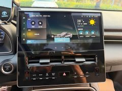 Toyota Avalon 2024 Hybrid 2.0L Luxury - ფოტო 14