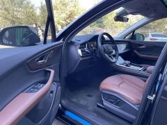 Audi Q7 55 TFSI quattro S line Sport - ფოტო 4